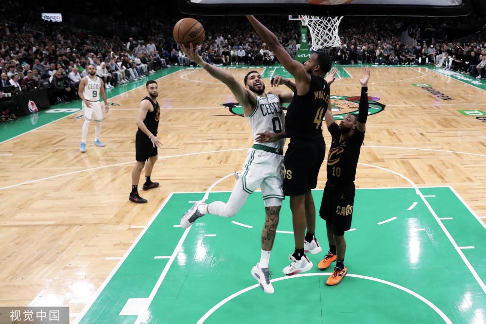 他的身价成 他的身价成